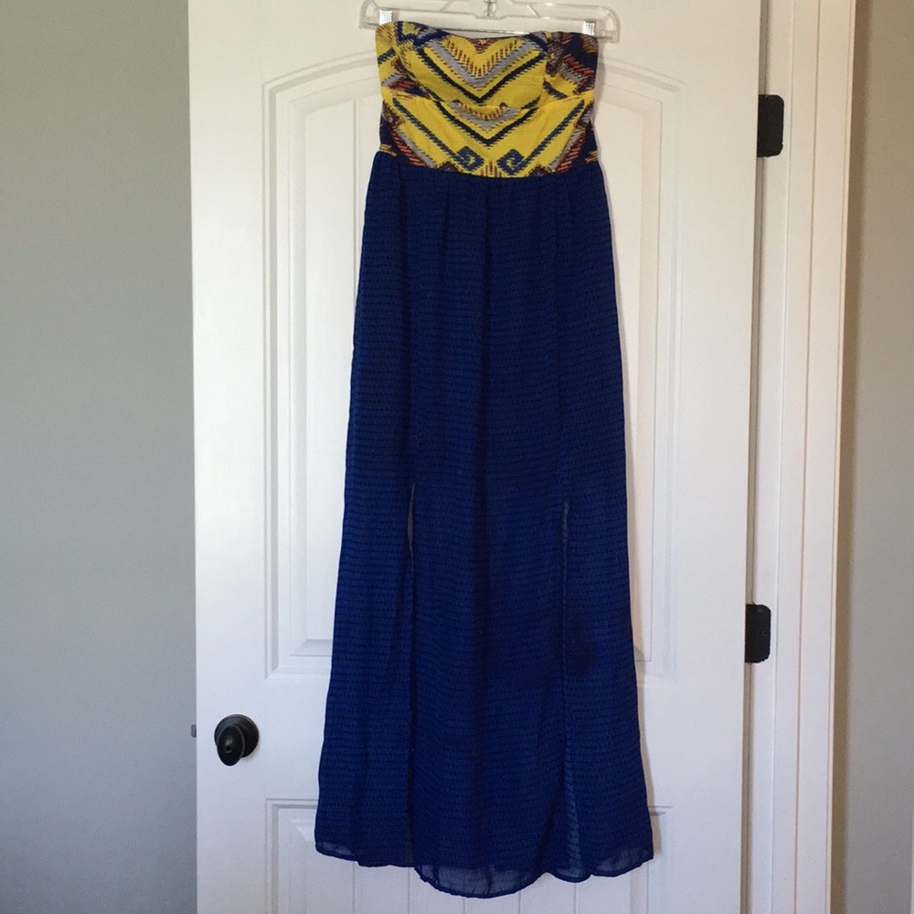 Gorgeous Strapless Xhilaration Dress Small